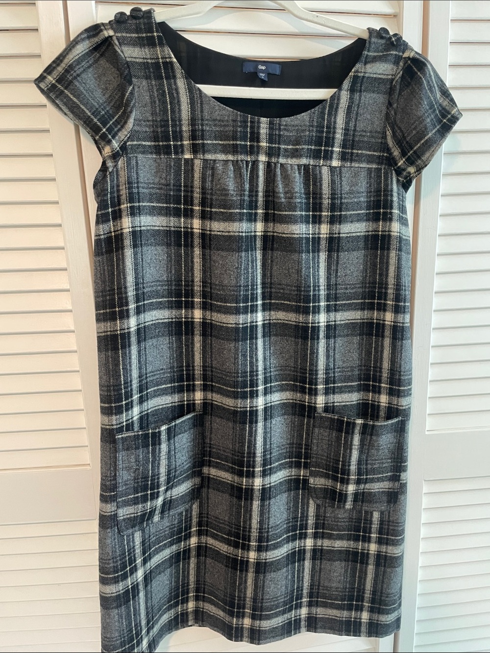GAP Black & Gray Plaid Short-Sleeve Shift Dress